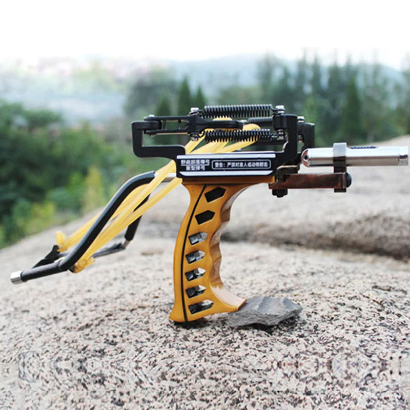 Large Metal Slingshot with Laser Sight thumbnail 3